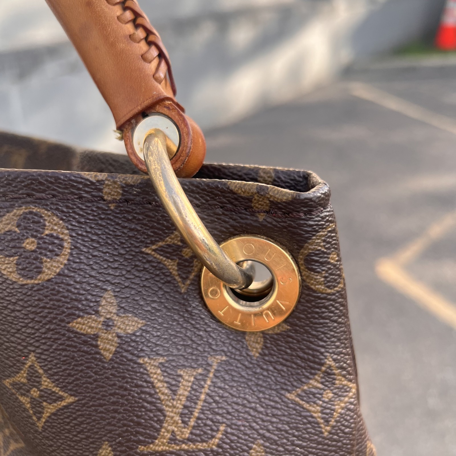 Louis Vuitton LV Hand Bag M40249 Artsy MM Brown Monogram Y2K Logomania Boho Chic