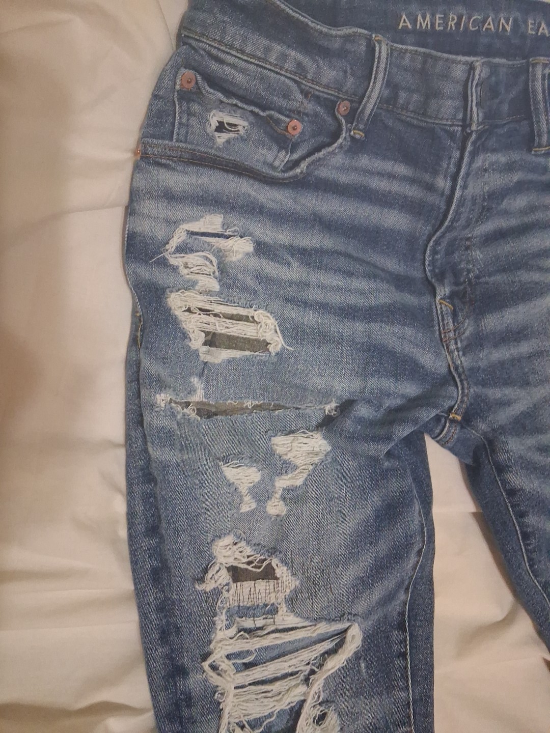American Eagle Jeans Men’s Original Straight, Air Flex (+) Size 34/33 Destroyed