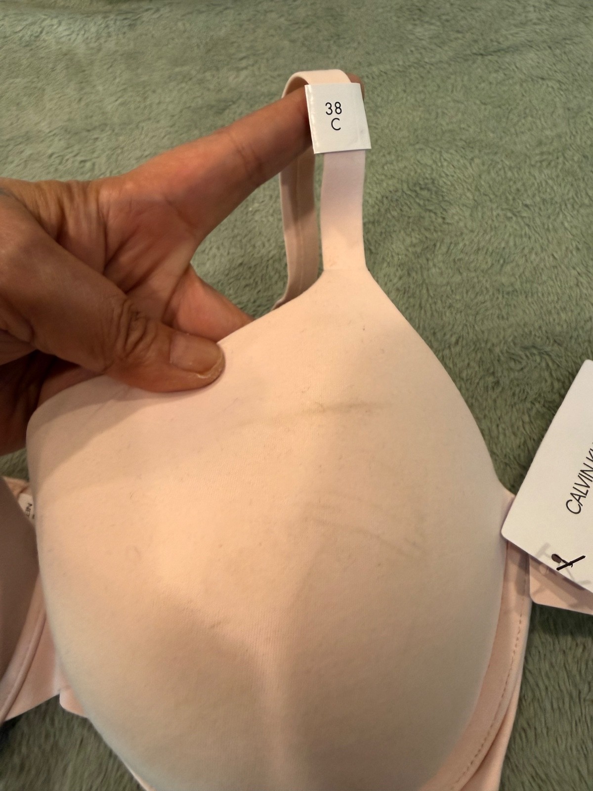 Calvin Klein Perfectly Fit Full Coverage Underwire Bra Lightly Lined NWT Pink