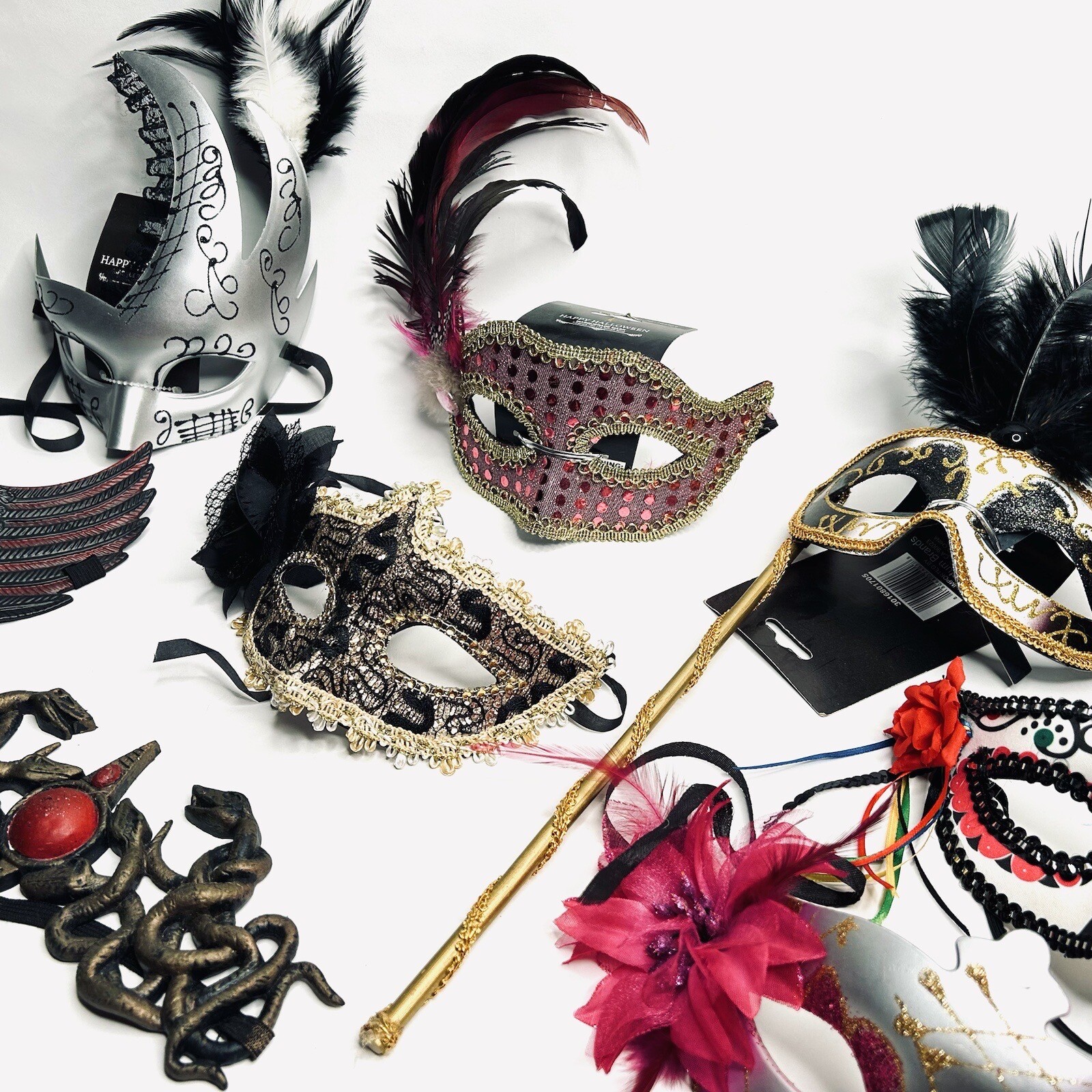 Lot of 8 Mascaraed Halloween Masks Feathers One size