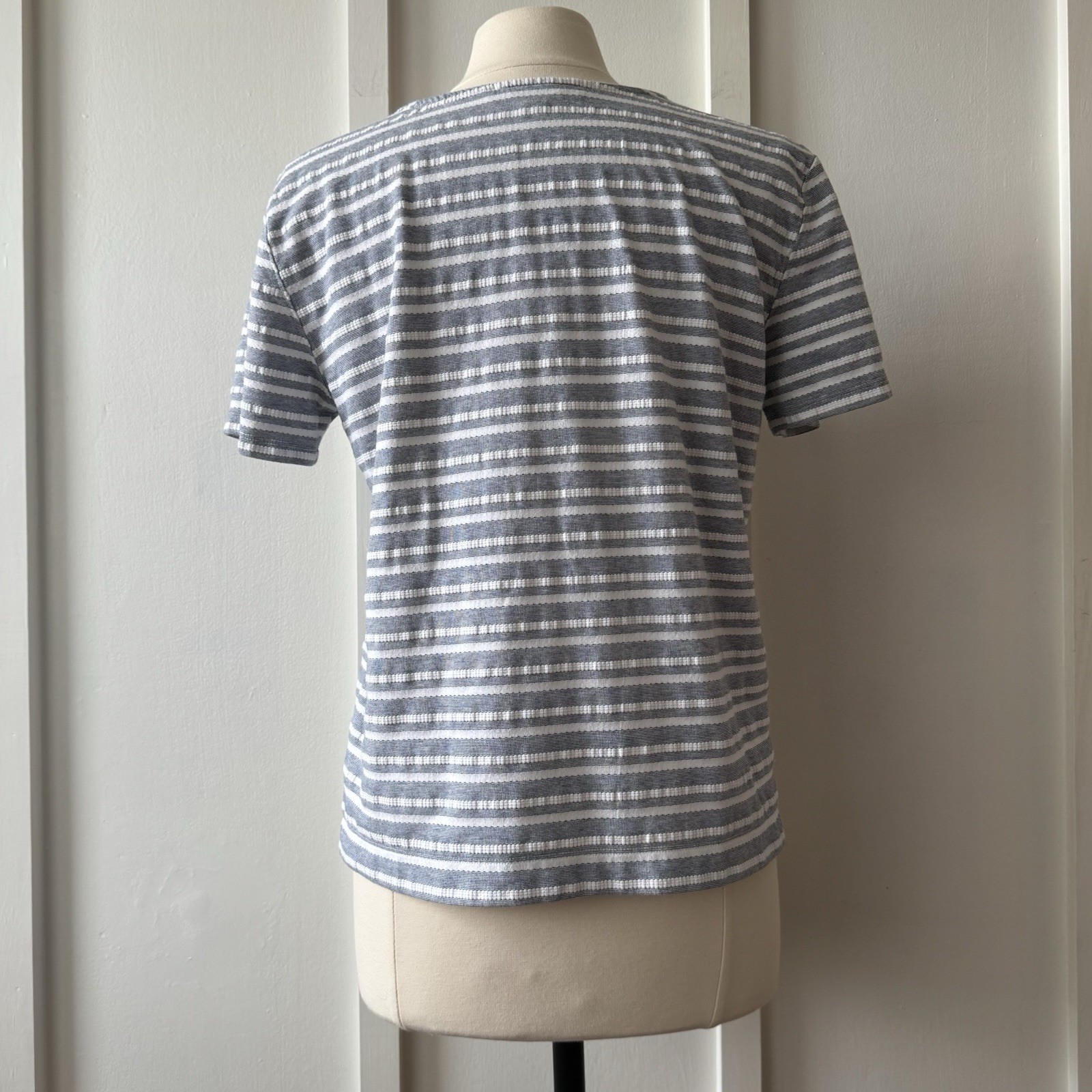Loft Blue/Gray And White Textured Stripe V-Neck Tee Size Medium