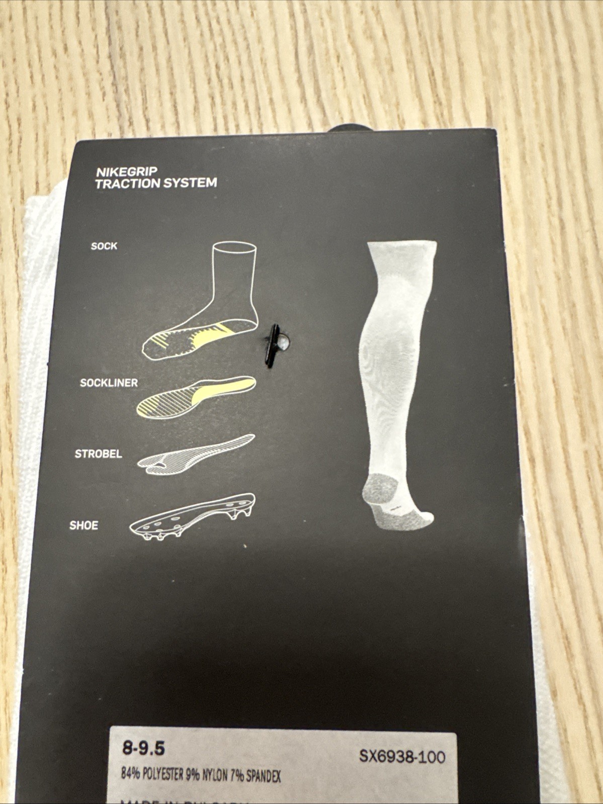 Nike Grip Matchfit Soccer Socks Over-The-Calf White Grey 3-L NEW