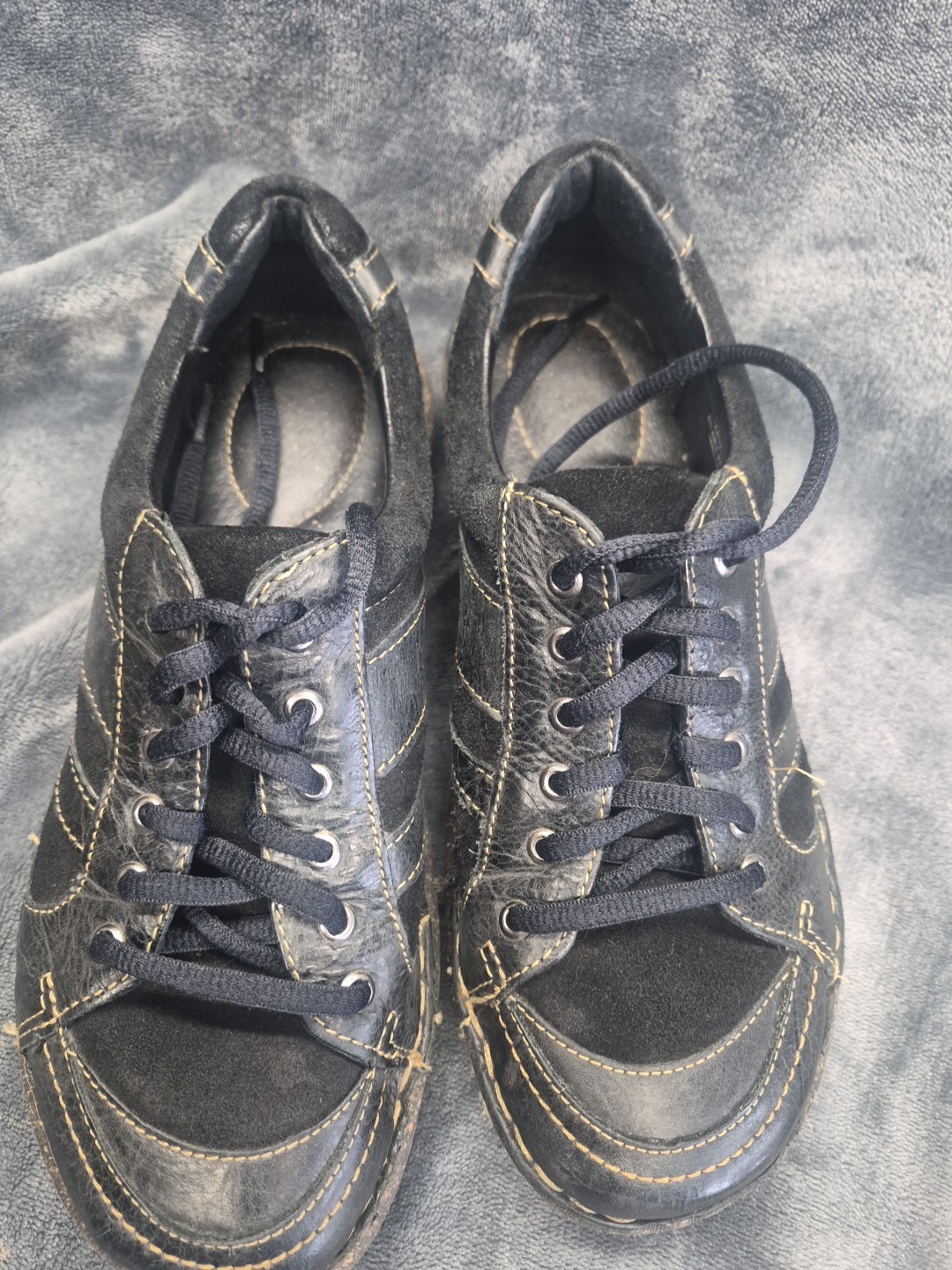 Børn Sneakers Womens 8/39M Black Leather Suede Nyle Casual Lace Up Shoes