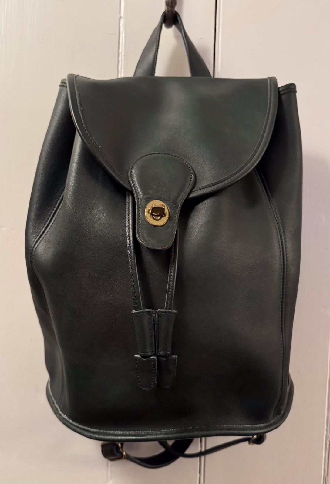 VTG COACH Green Leather Backpack #9943 Turn Lock Drawstring Unisex EXCELLENT!!!