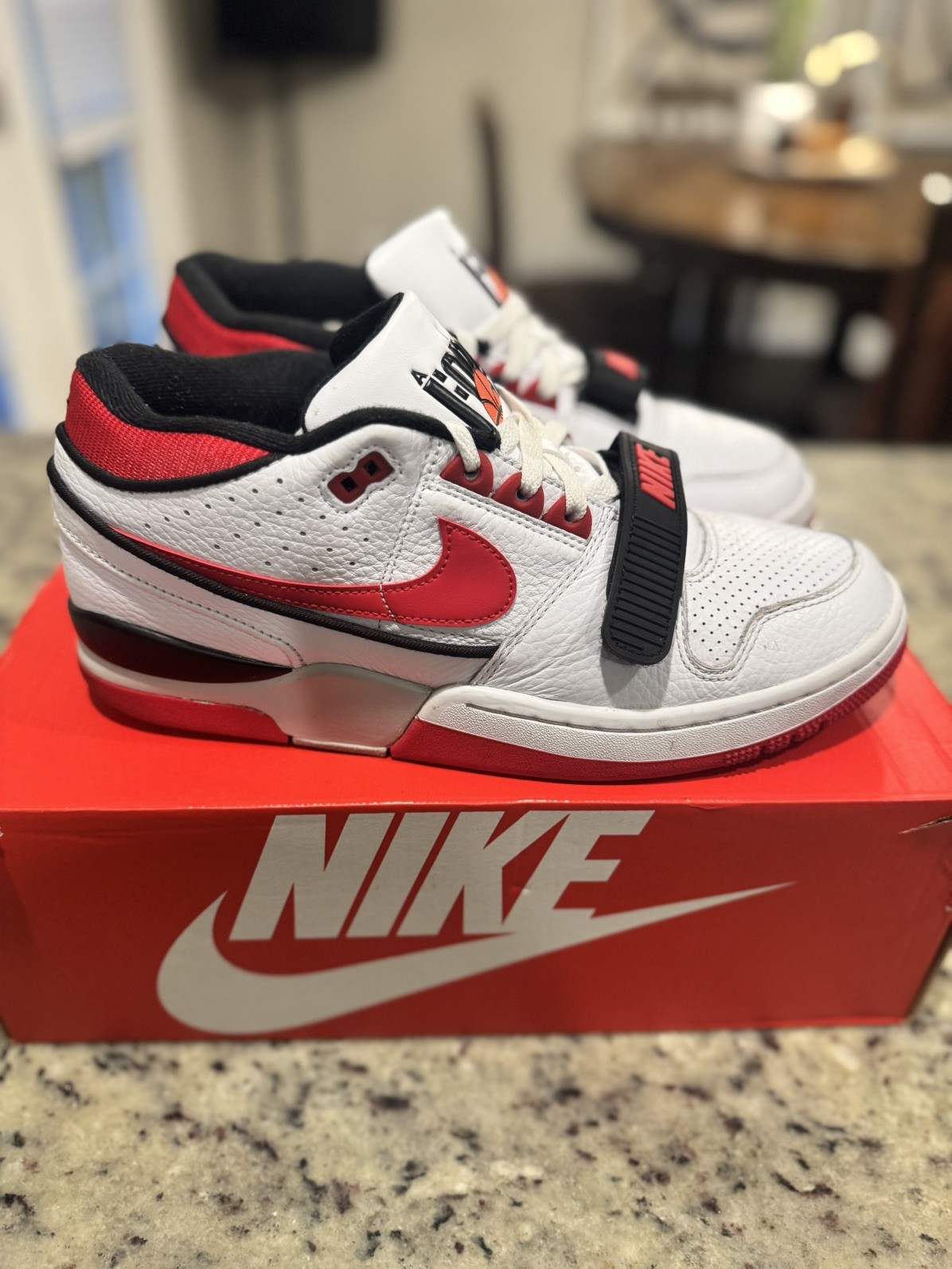 Nike AAF 88 Men’s Size 10.5 White/University Red-Black DZ4627 100 Fast Shipping