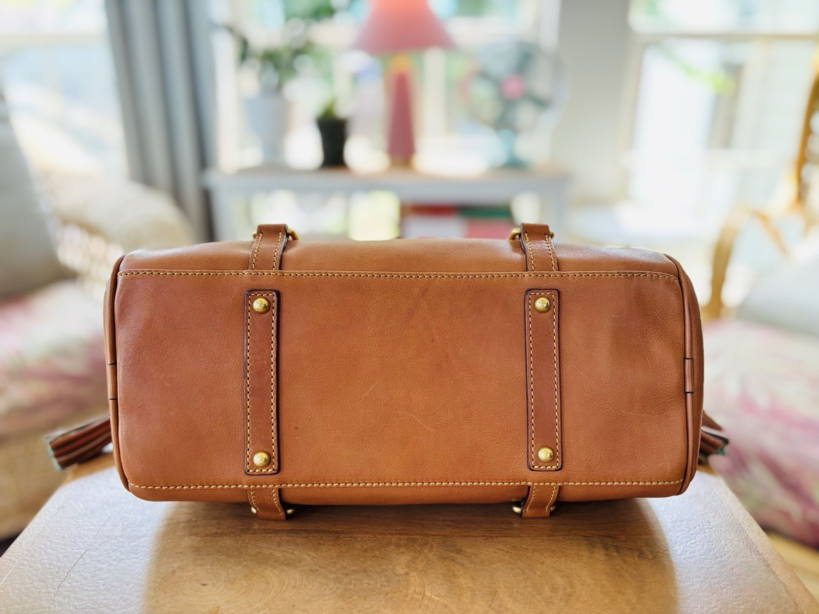 Dooney & Bourke Florentine Leather Large Satchel Handbag Natural 🤎