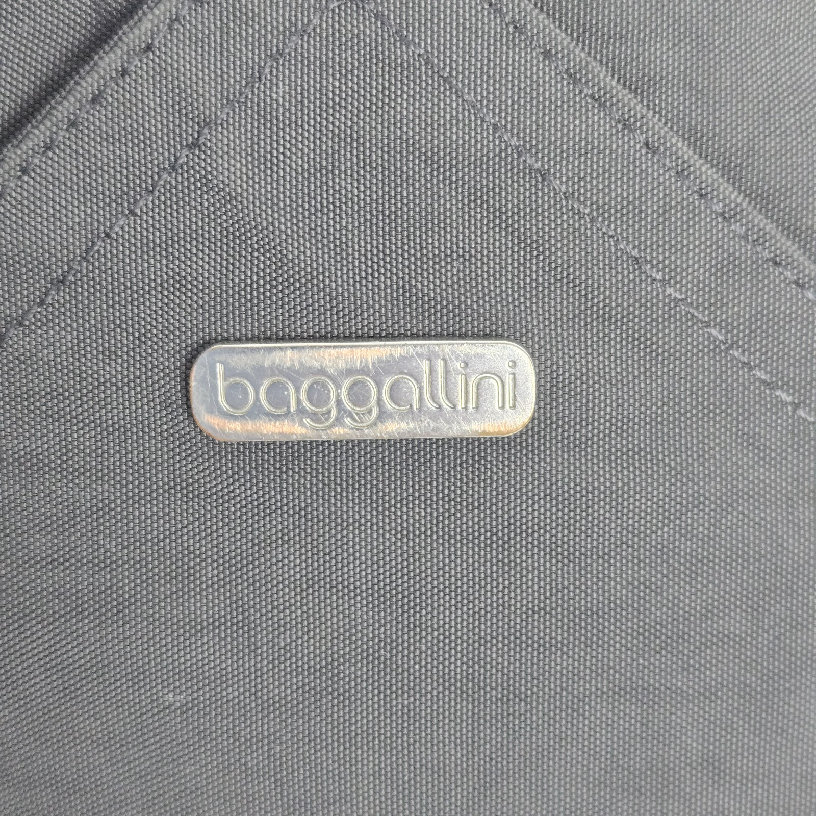 Baggallini Backpack Gray Bag Pink Inside Multi Zip W Pockets