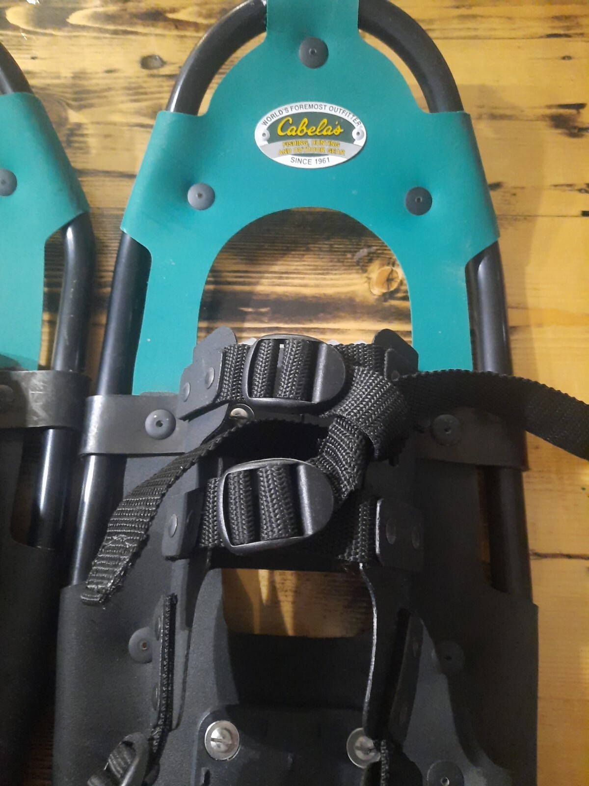 Cabellas 9×24 aluminum and plastic Snow Shoes Alaska Outfitter
