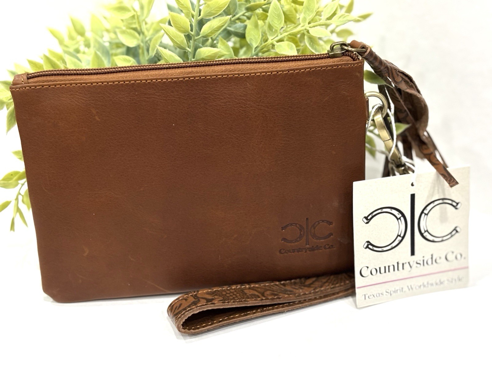 Countryside Co. Cowhide Tooled Leather Wristlet Clutch Brown White NWT
