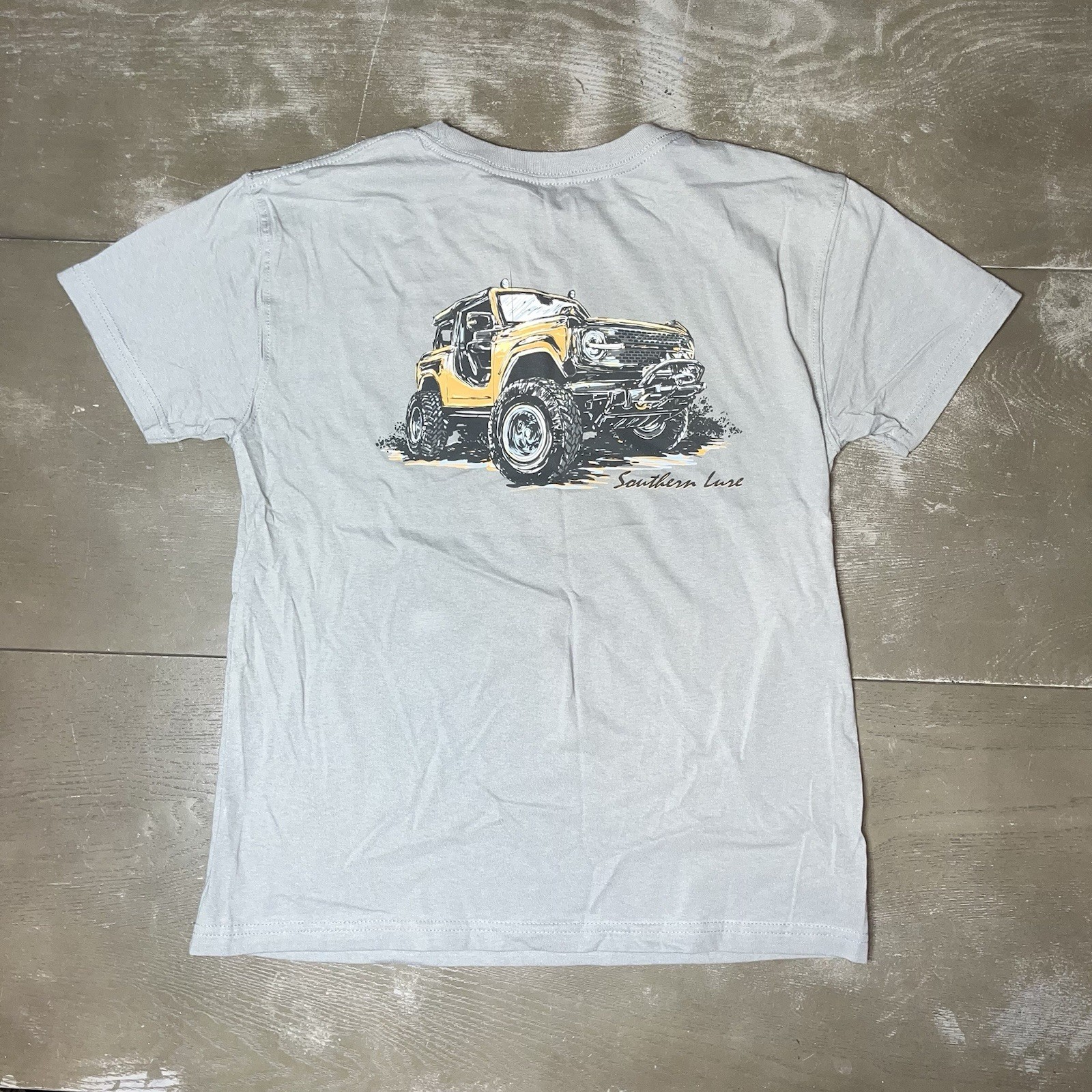 Southern Lure Grey Truck Pocket Short Sleeve Tee Shirt NWT Large