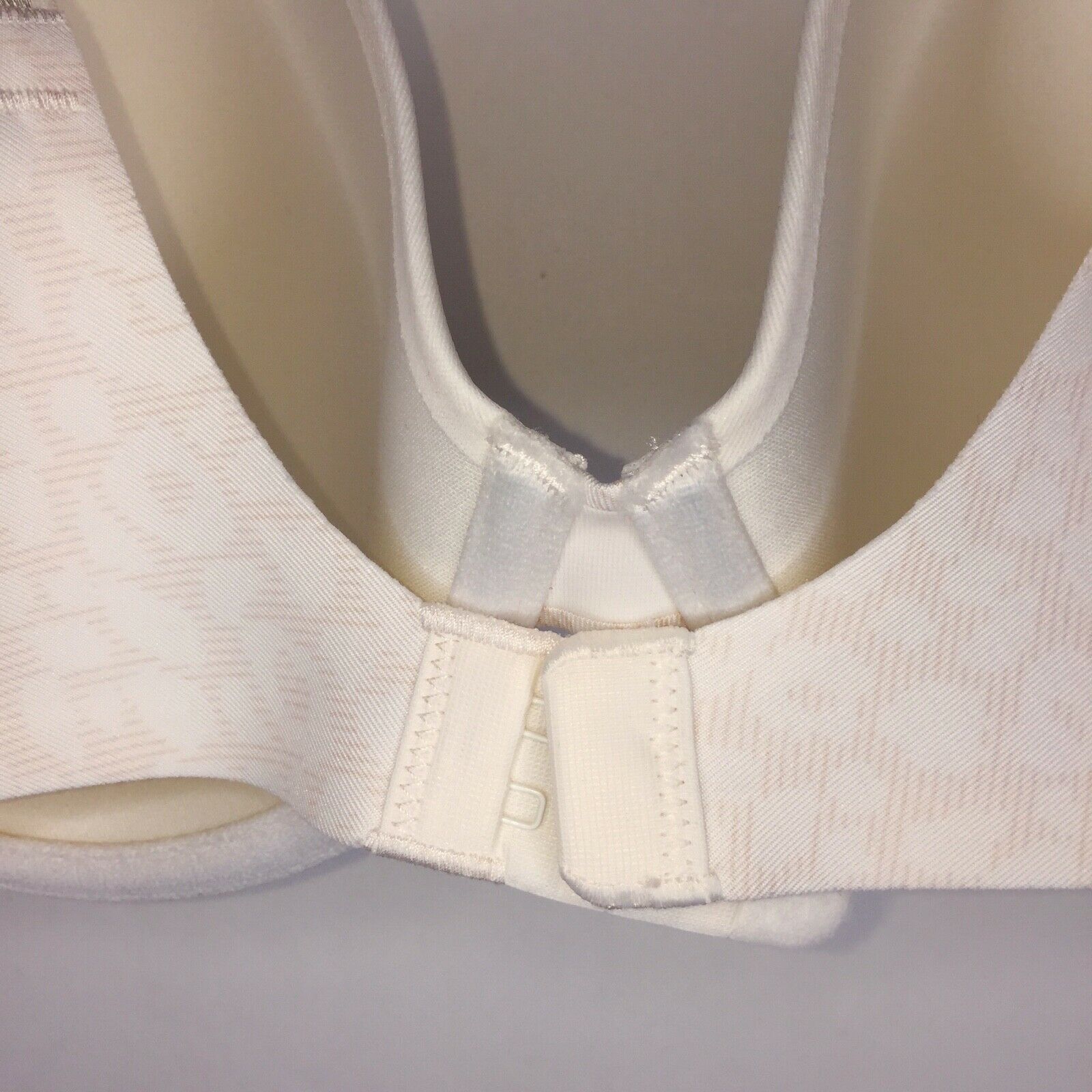 Warners Underwire Bra NO SIDE EFFECTS Convertible Straps Underarm Smooth RB5781