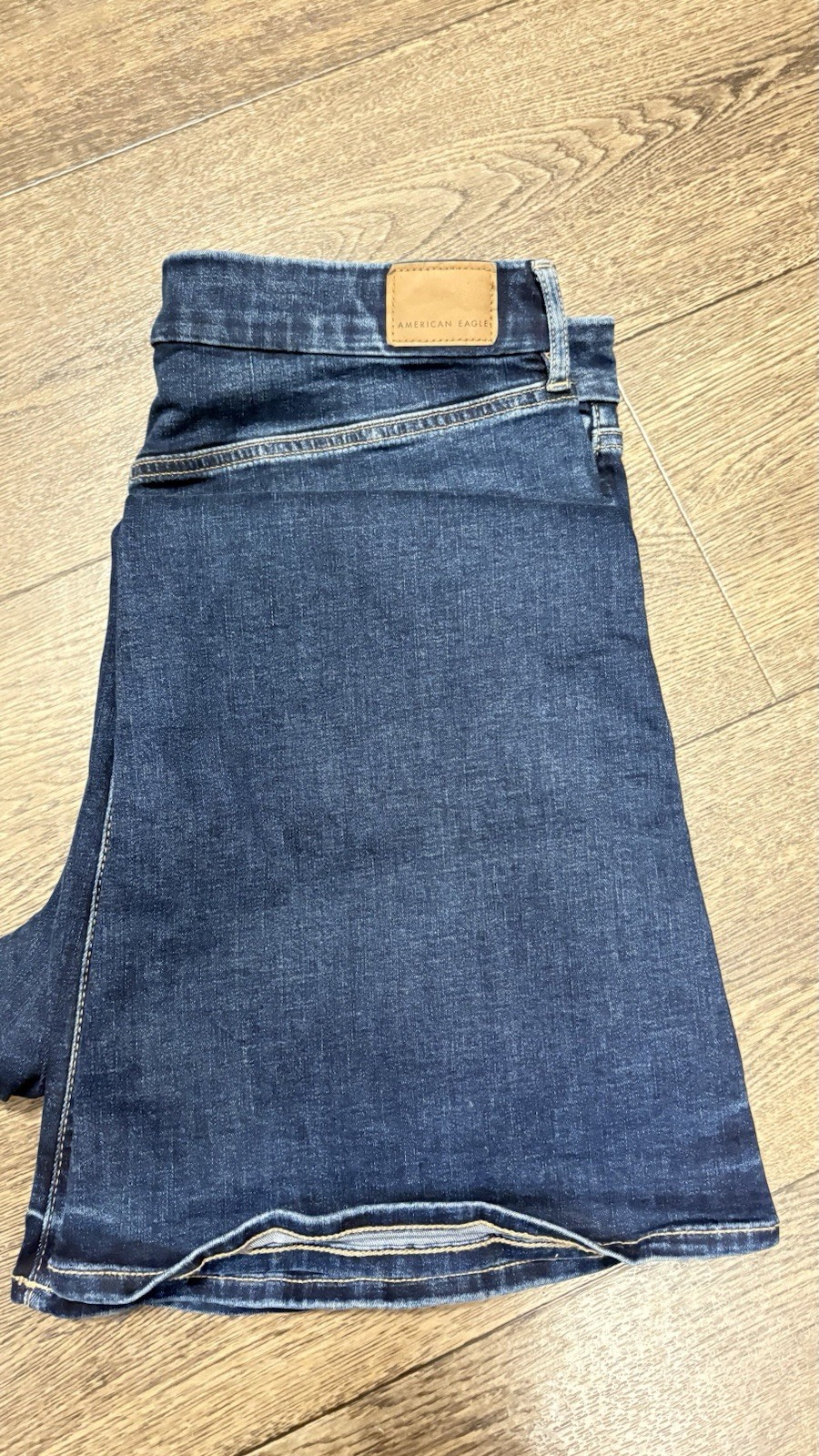 American Eagle Women’s Curvy Super High-Rise Flare Dark Stretch Jeans 16 short