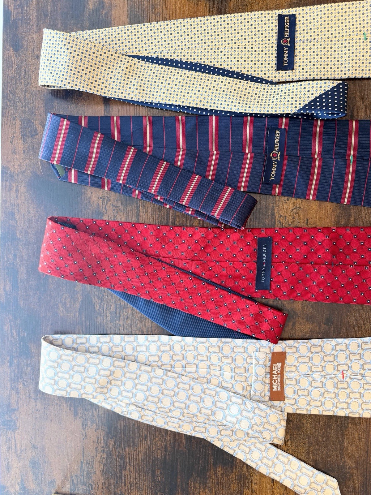 Lot Of 4 Men’s Ties- 3 TOMMY HILFIGER Neck Ties & 1 MICHAEL KORS Tie 4 TOTAL!
