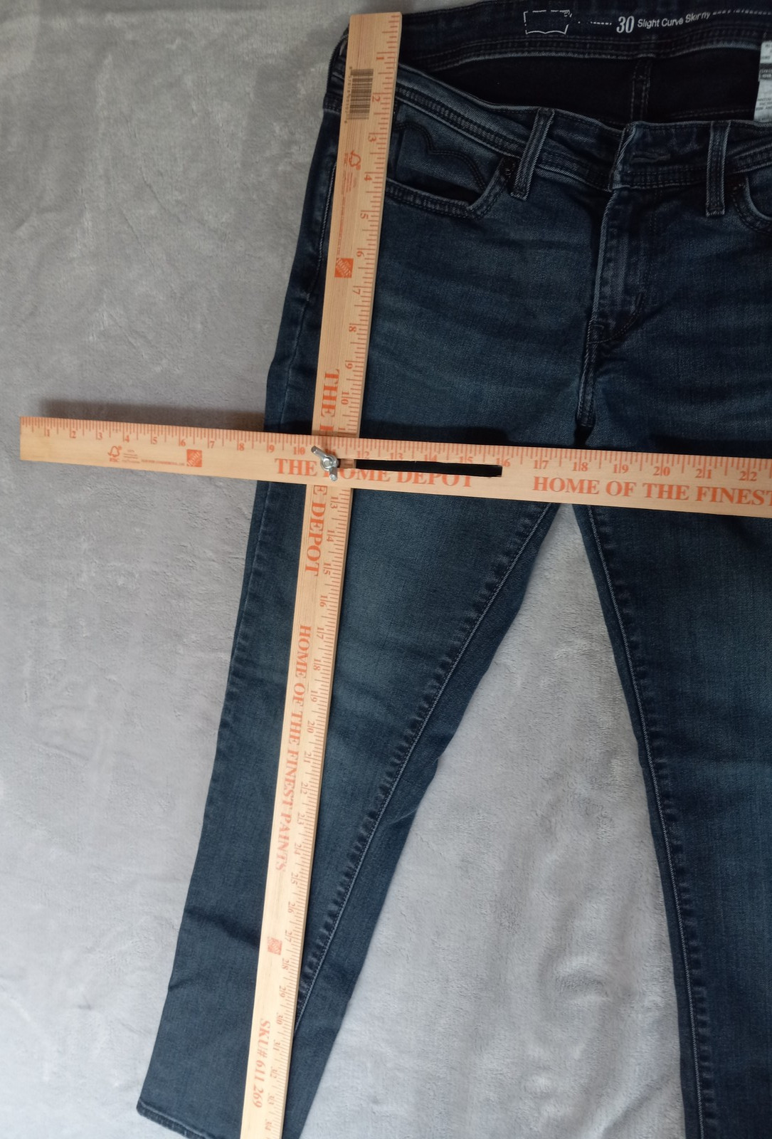 Levi’s Slight Curve Skinny Jeans Womens 30×29 Dark Wash Blue Zip Pocket Stretch