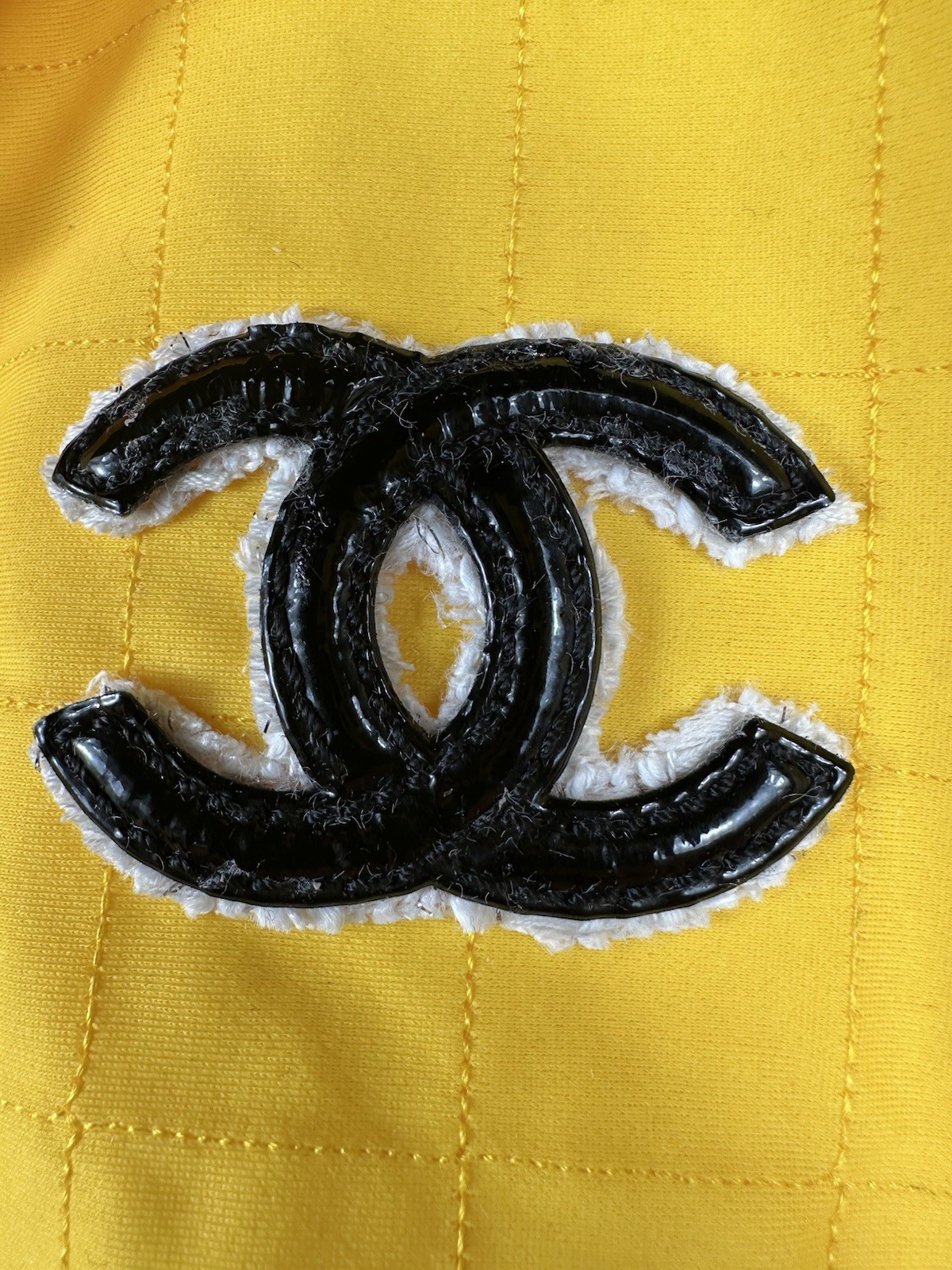 Chanel Vintage 2000 Yellow Jacket 36 38 40 4 6 8 Coat Top Black CC Op Taylor S M