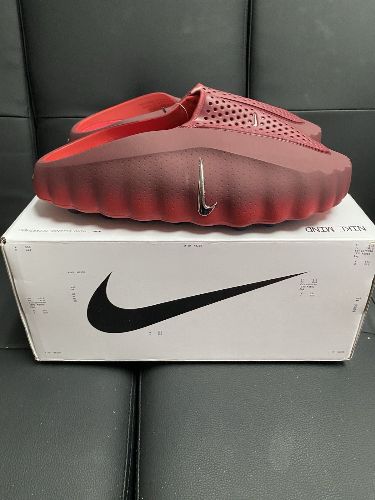 Nike Mind 001 Men’s Slide Sandals Rubber Upper Red Logo US 10 (EU 44)