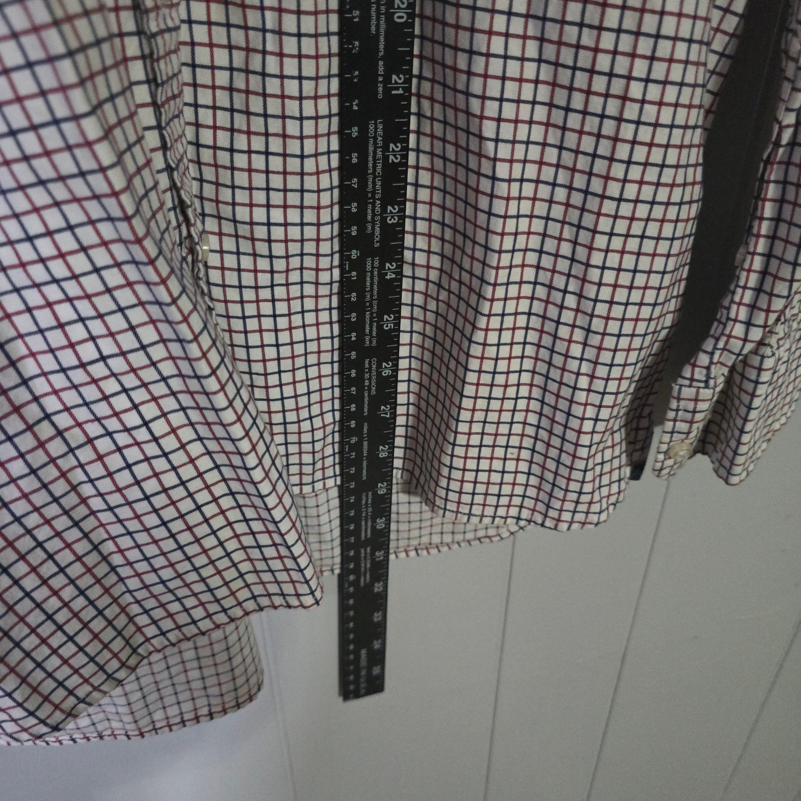 Tommy Hilfiger Men’s Custom Fit Button Down Shirt Red Blue Plaid Large