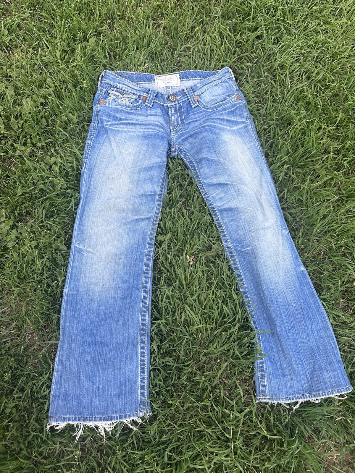 Ladies Big Star “LIV” Bootcut Jeans Size 27 Distressed Denim X 27 Inseam HOT!