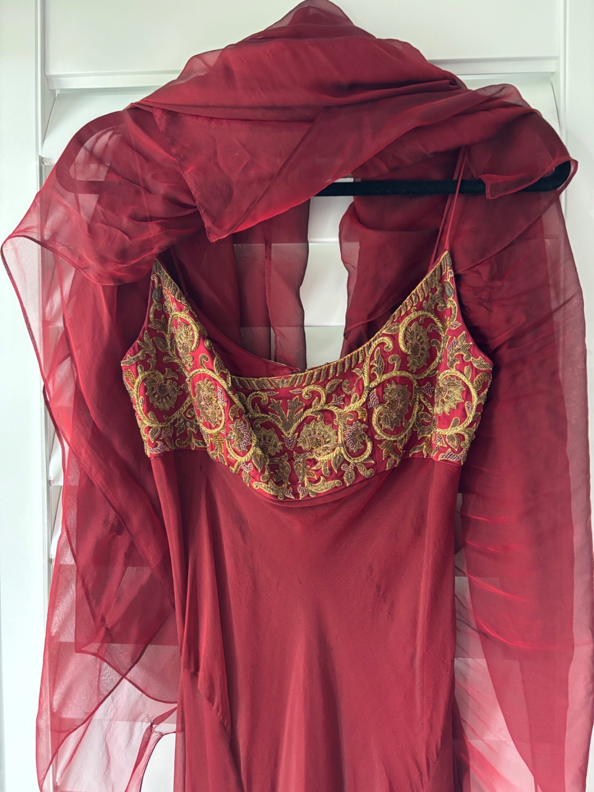 Vintage Carmen Marc Valvo Collection 100% Silk Embroidered Evening Gown