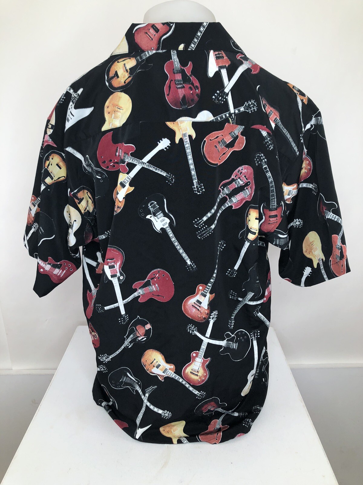 Awesome GIBSON TOUR WEAR / DRAGONFLY Guitars All Over Aloha XL Shirt – EXCELLENT