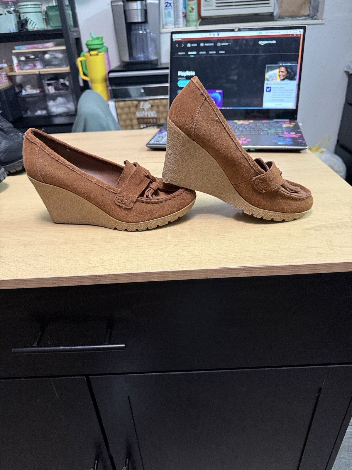 MIA Women’s Brown Suede Tassel Slip-On Wedge Heel Round Toe Solid Size 8