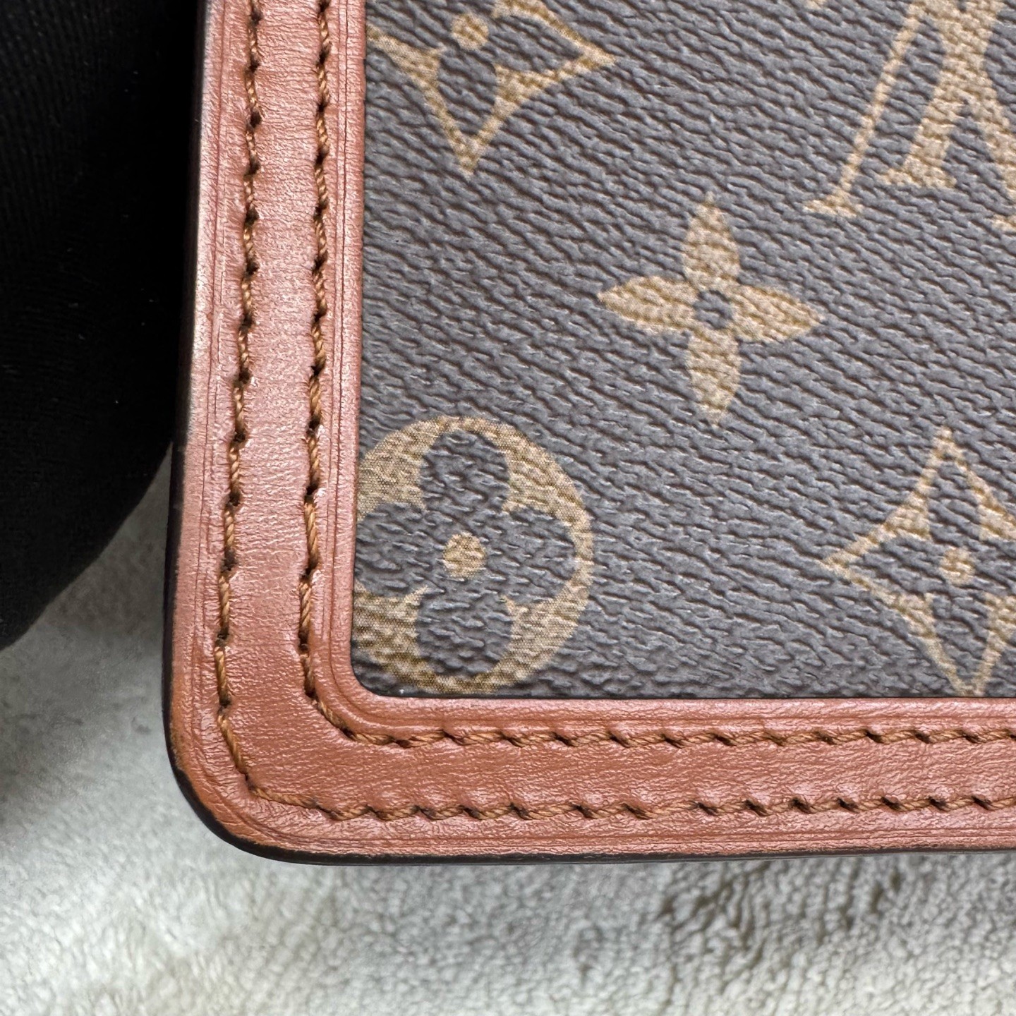 Louis Vuitton Dauphine Small Brown Caramel Monogram Shoulder/Crossbody US Ship