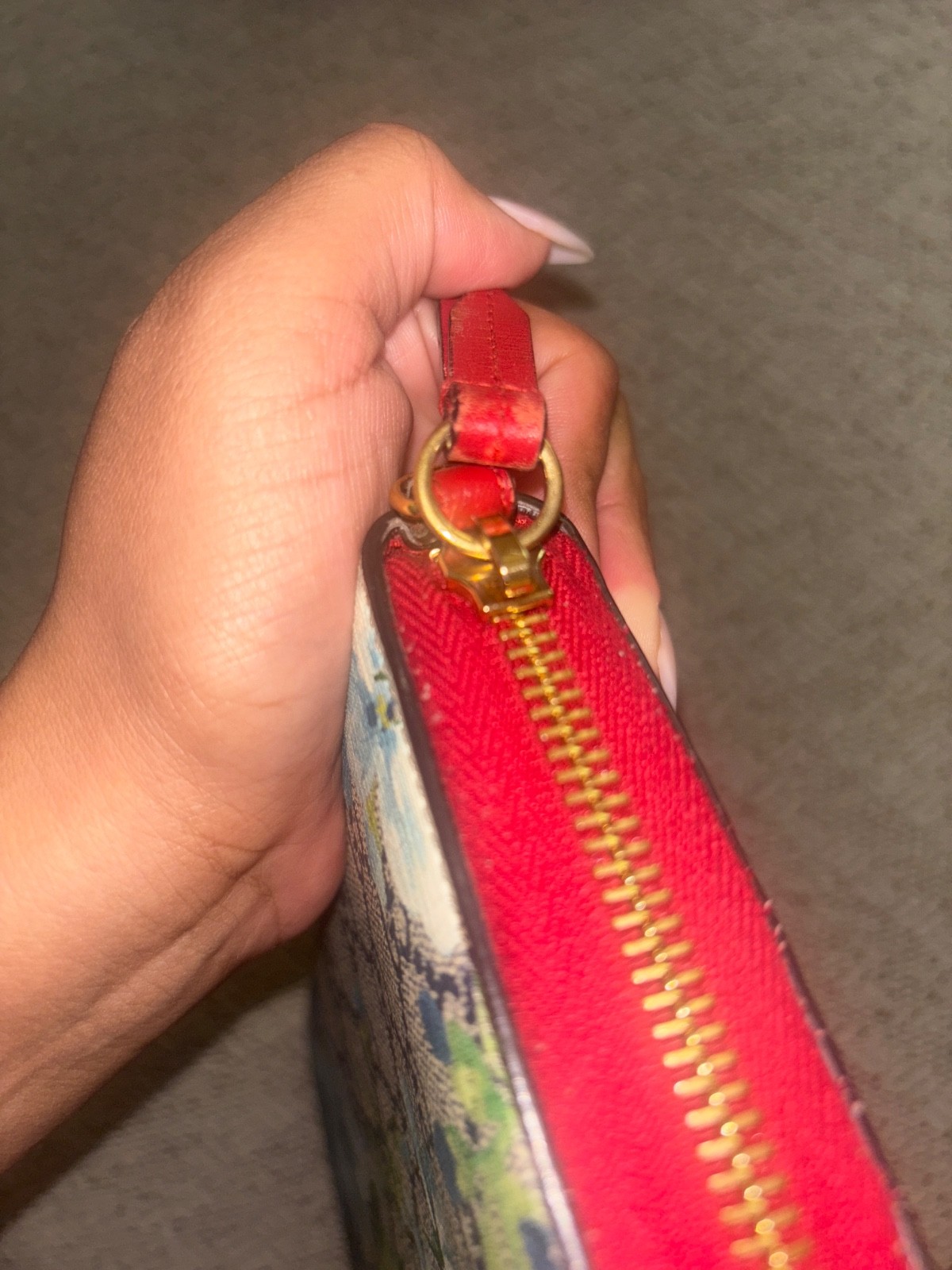 GUCCI Blooms GG Supreme Red Trim Blue Navy Flowers Zip Around Purse Wallet New