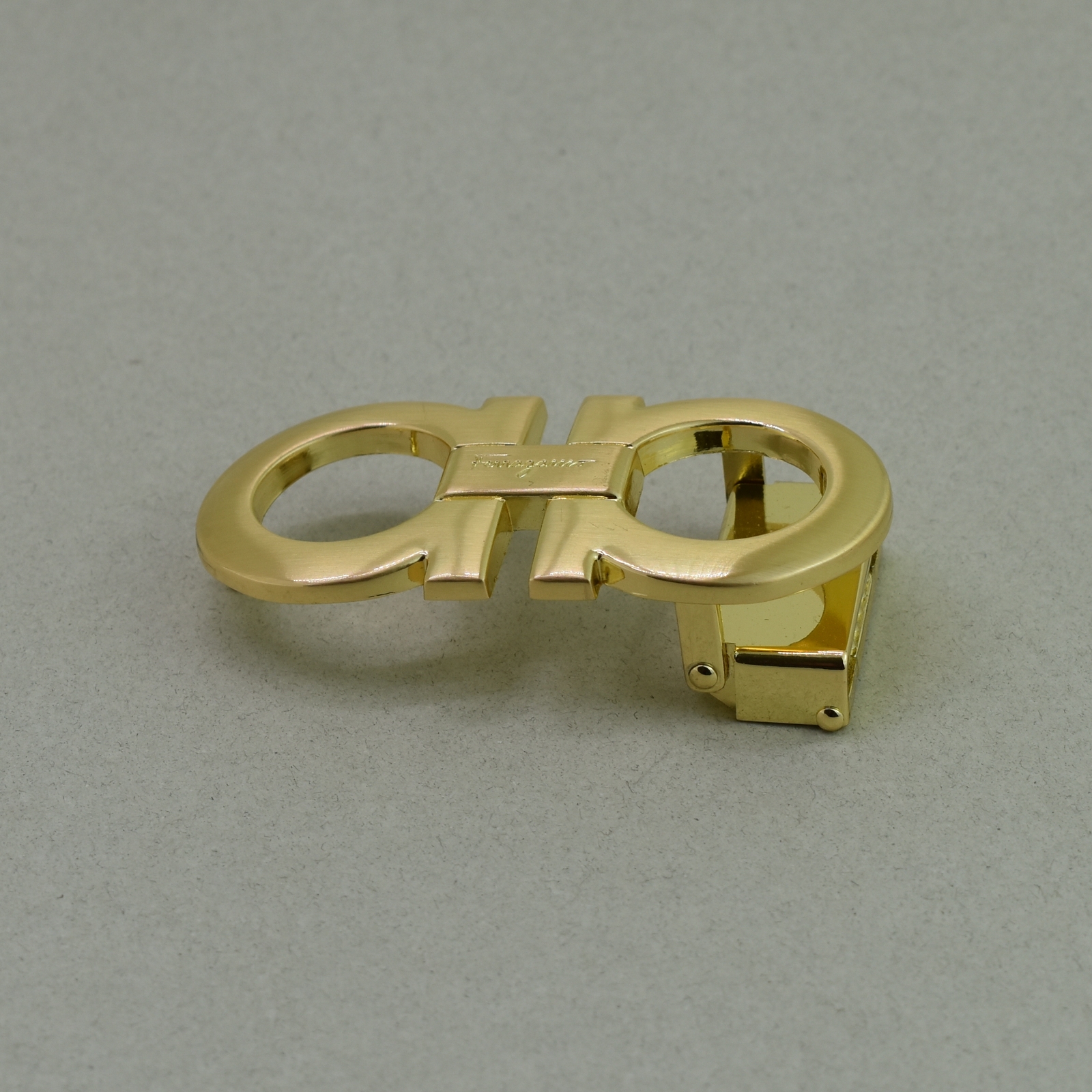 Gold Salvatore Ferragamo Classic Alloy Belt Buckle for 34-35mm belt US shipping