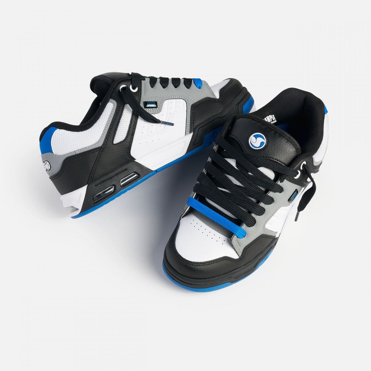 DVS Men’s Enduro Heir Skate Shoe White/Black/Blue – DV01150004, White/Black/Blue