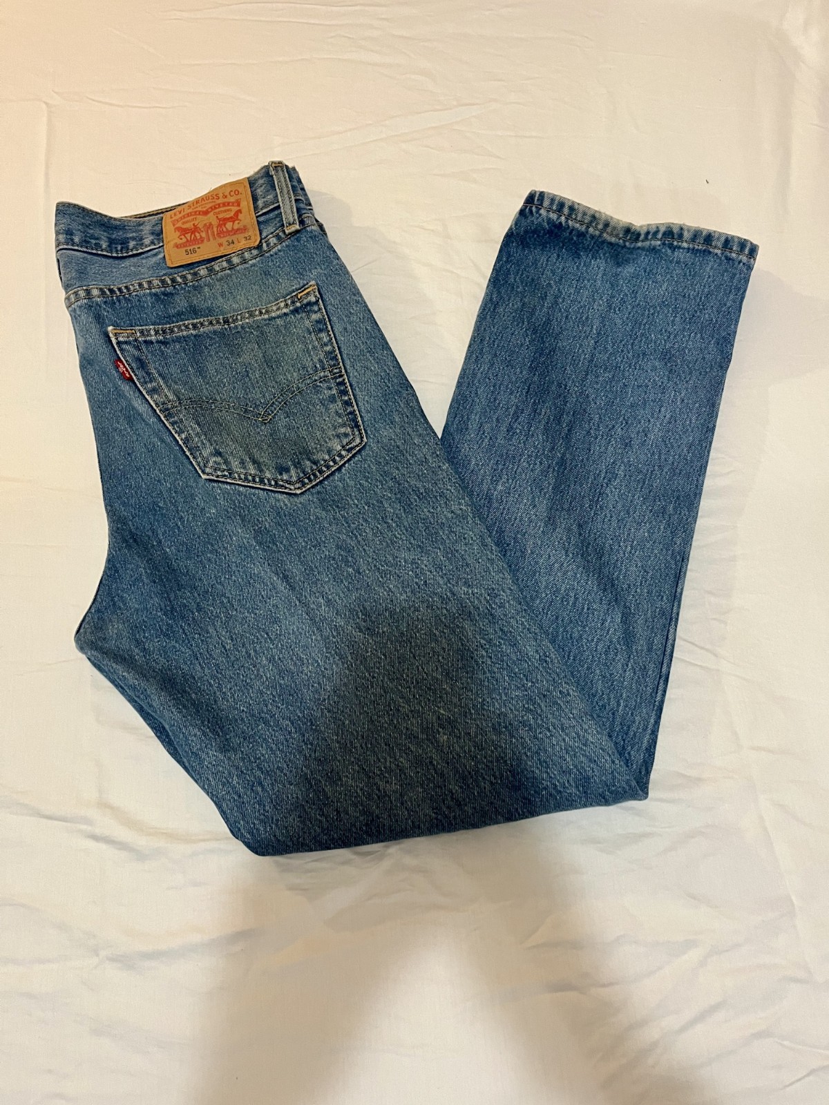 Levi’s 516 Jeans Mens W34 L32 Straight Regular Fit Blue Denim Light Wash Zip Fly