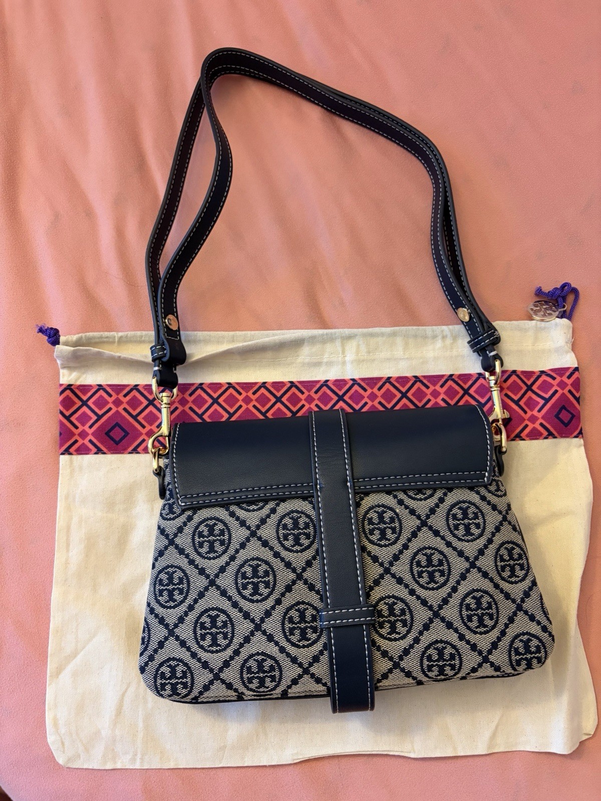 Tory Burch T MONOGRAM SOFT SMALL SHOULDER BAG