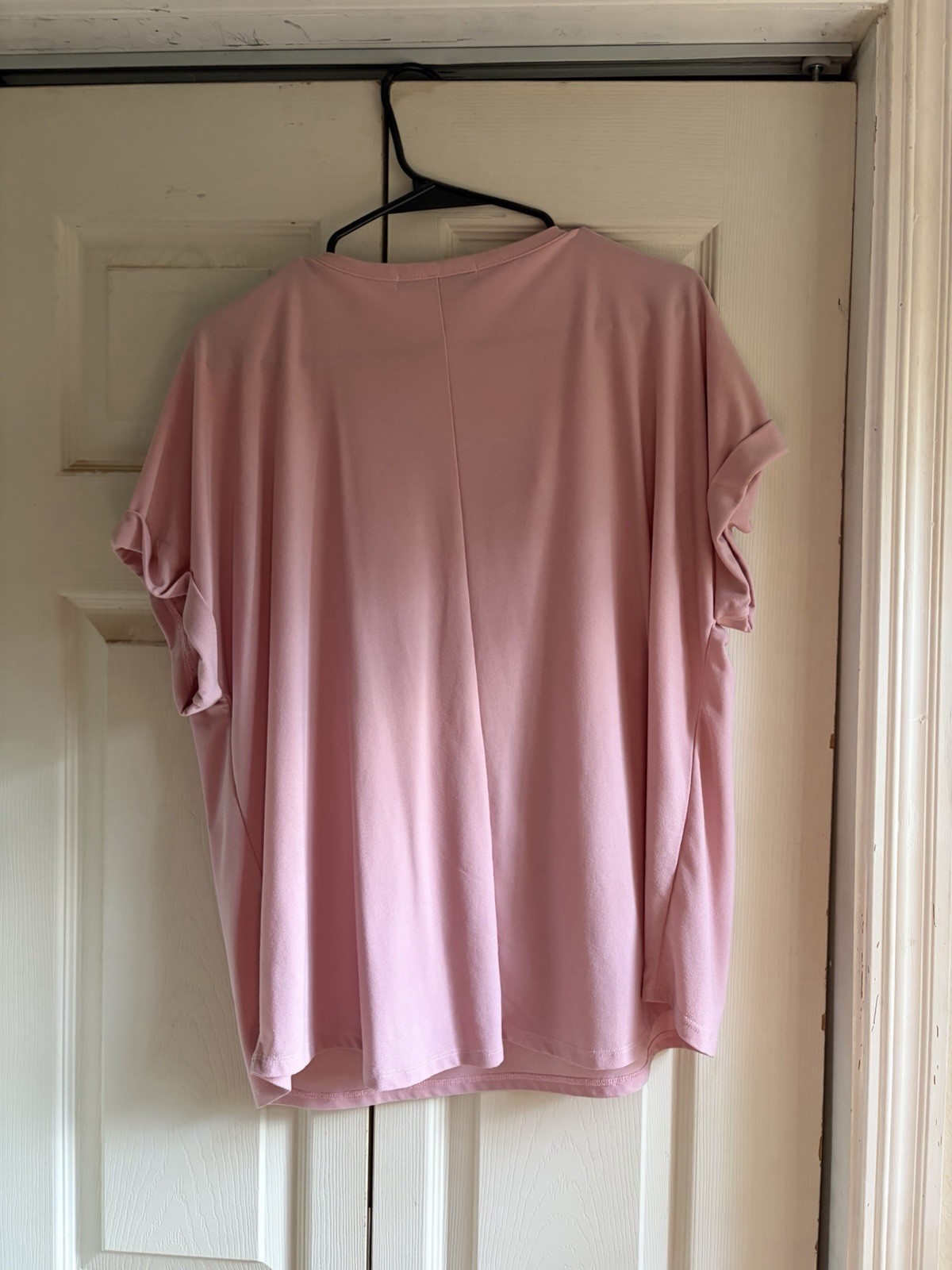 Love Scarlett Women’s 2X Solid Pink V-Neck Button Front Short Sleeve Blouse