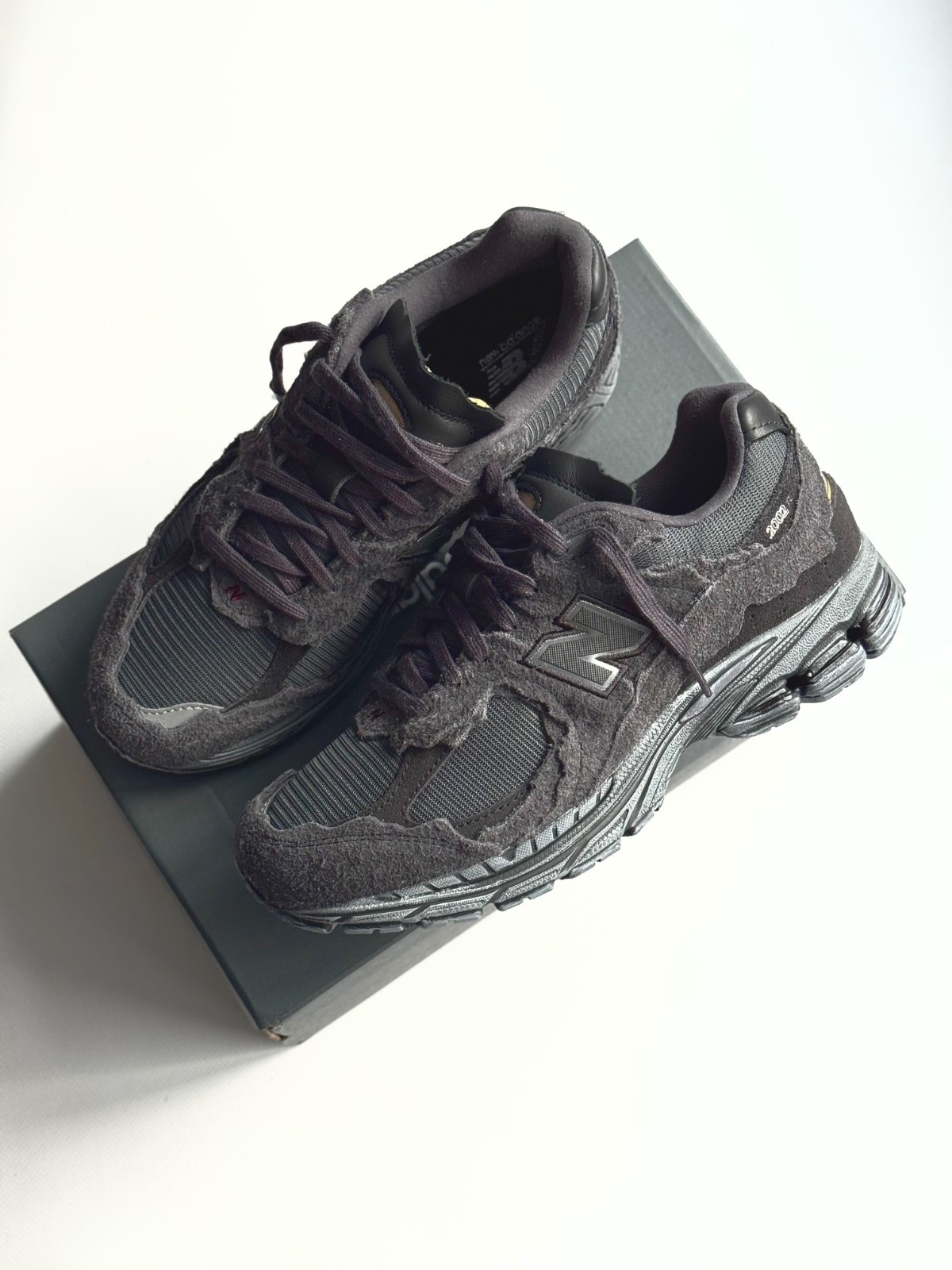New Balance 2002R Protection Pack – Phantom M2002RDB Size US 7.5 10 11.5