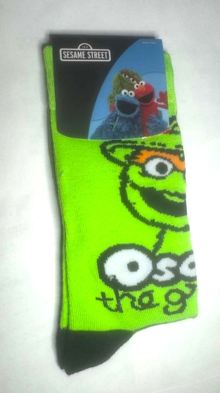 Sesame Street Oscar The Grouch Crew Socks Character Socks Men’s Size 8-12 NWT