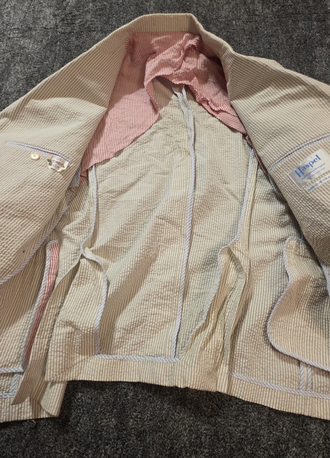 Haspel 2 Piece Seersucker Suit Tan Bisque White Men 46R 34×30 Old Money Southern