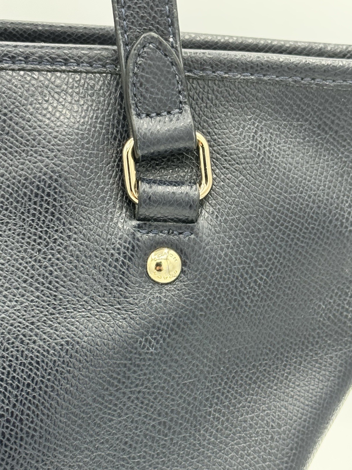 Coach Large Crossgrain Leather Tote for Women – Black (F79608)