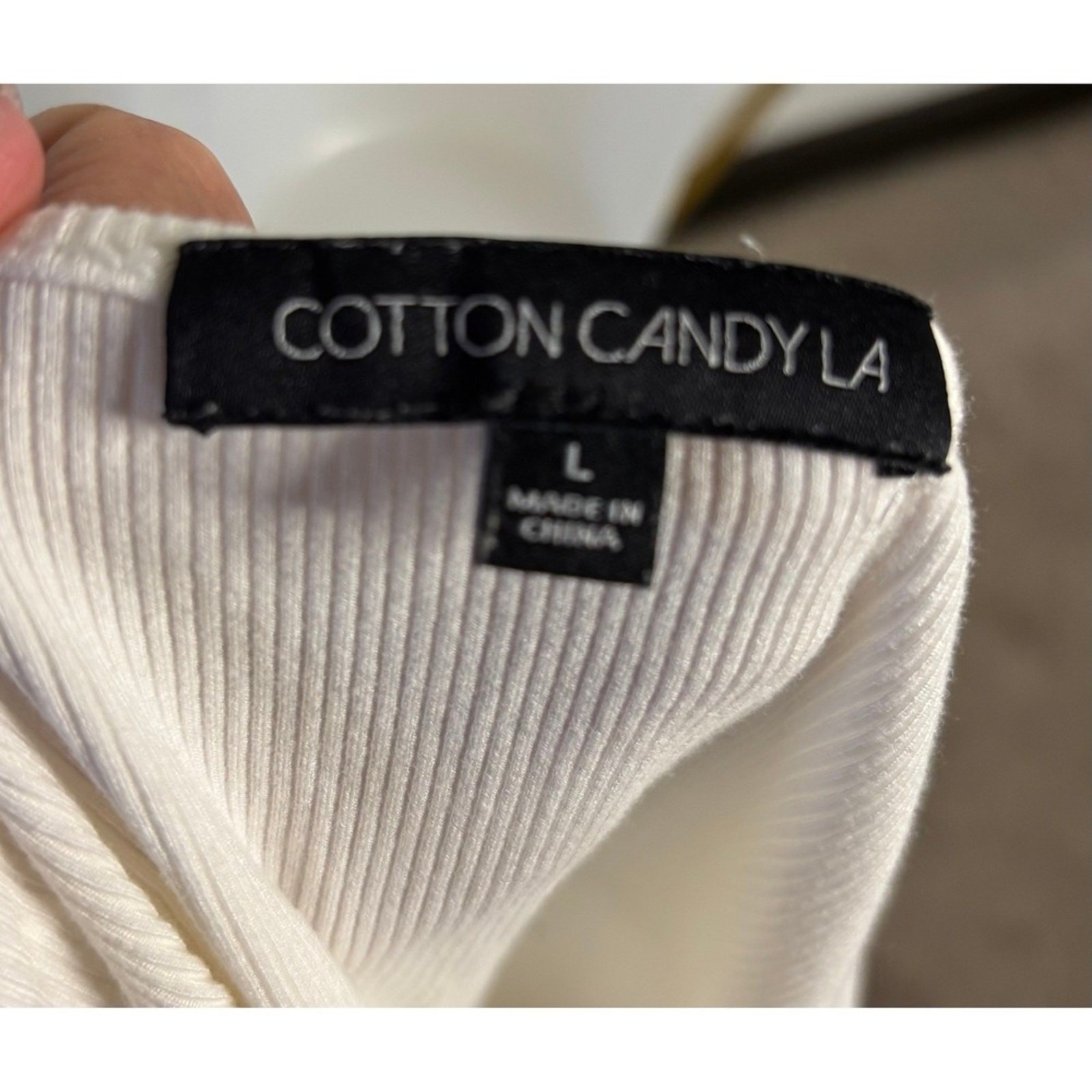 Cotton Candy LA | White Ribbed Knit Front Tie Crop Tank Top | Size Large