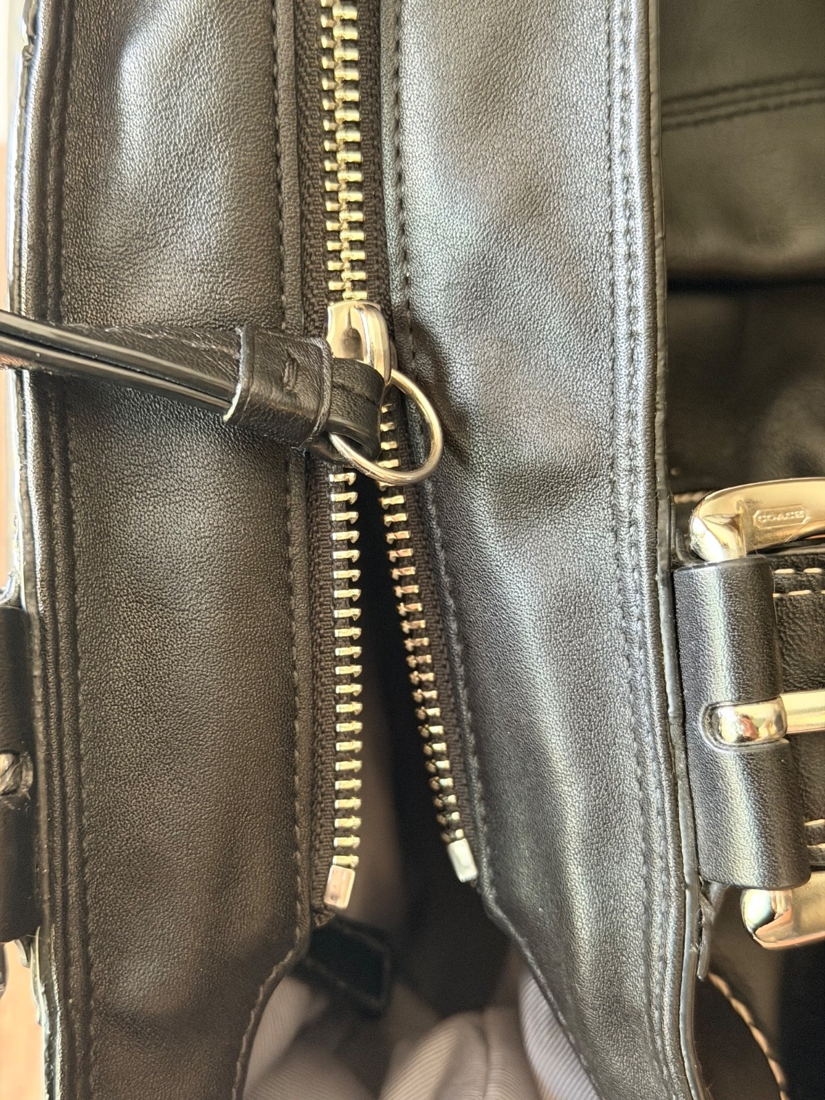 Coach F13732 Black Leather Hamptons Pleated Tote Shoulder Bag Purse Medium