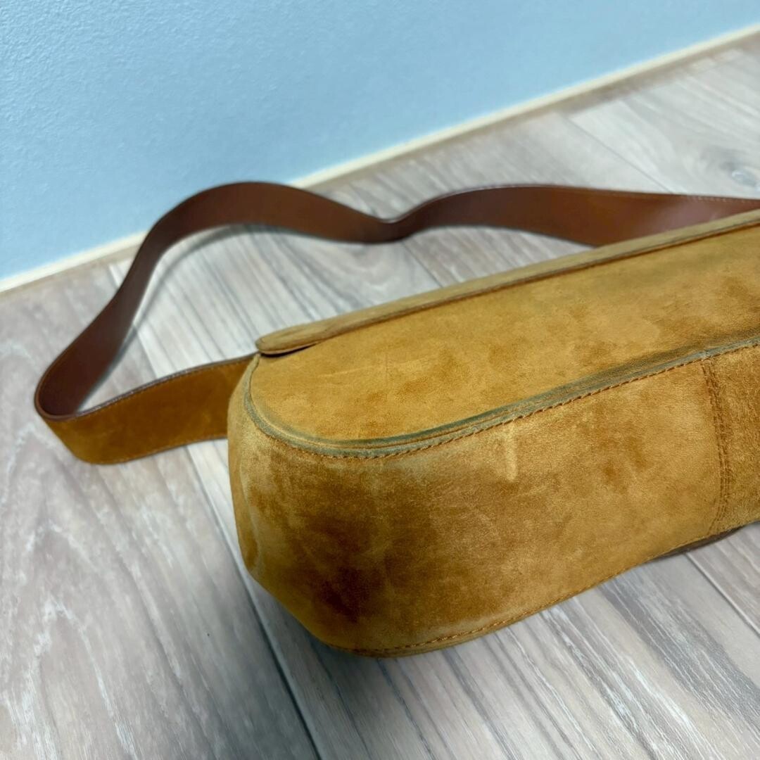 Salvatore Ferragamo One Shoulder Bag Gancini Suede Camel Vintage Auth From Japan