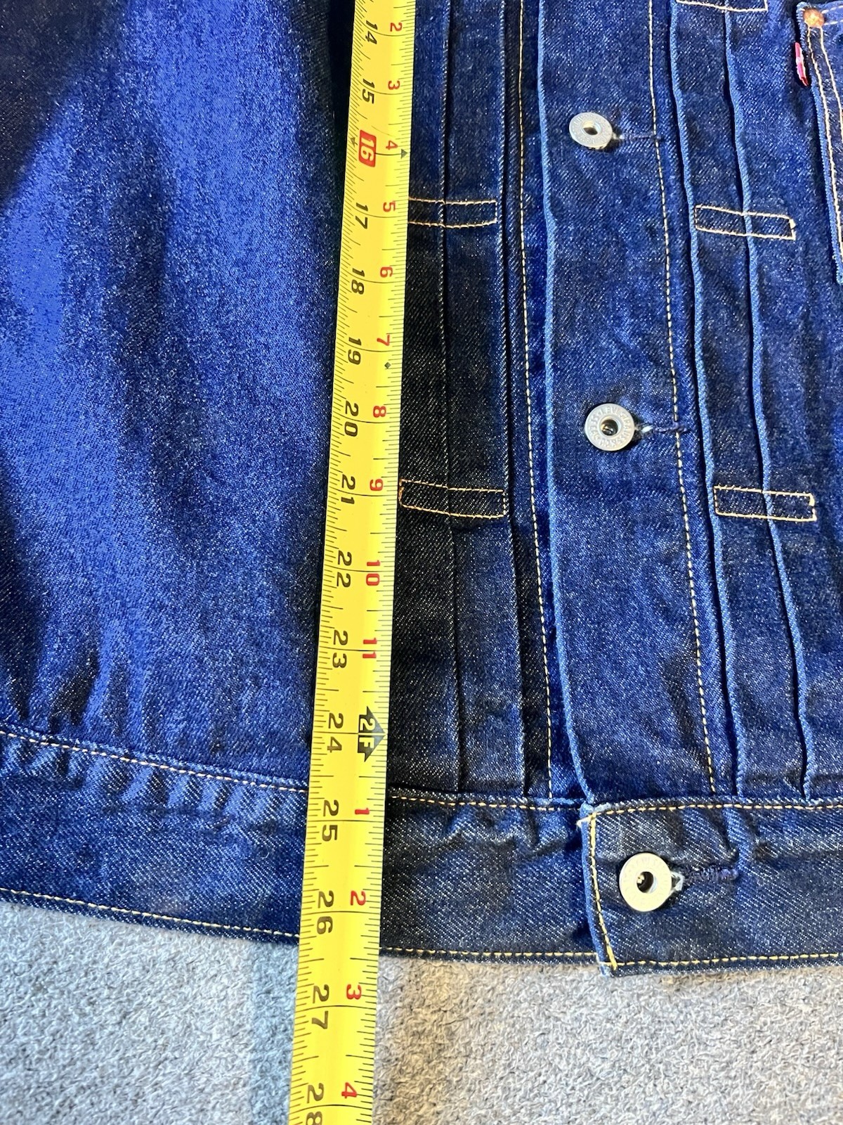 Levi’s Big E Selvedge Denim Trucker Jacket M Blue Button World Cup theme