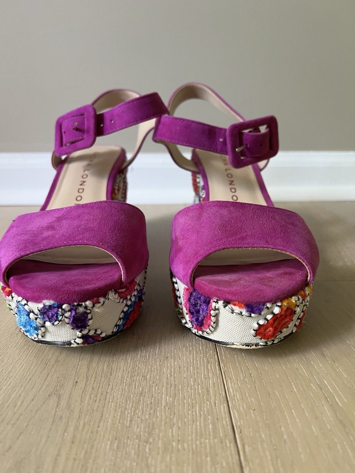 Sacha London Handmade Fuchsia Suede Embroidered Platform Wedge Sandals Size 10