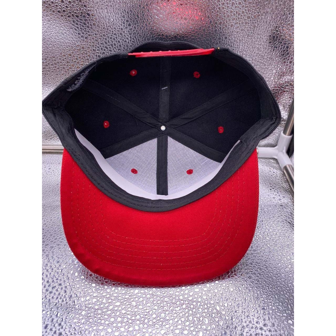 Gelante Snapback Hat Mens One Size Black Red Two Tone Flat Brim Baseball Cap