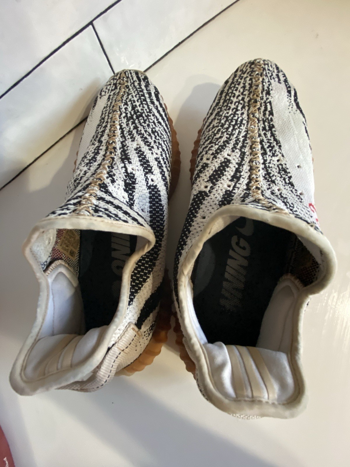 🥰Size 11 adidas Yeezy Boost 350 V2 Zebra Running Shoes🥰