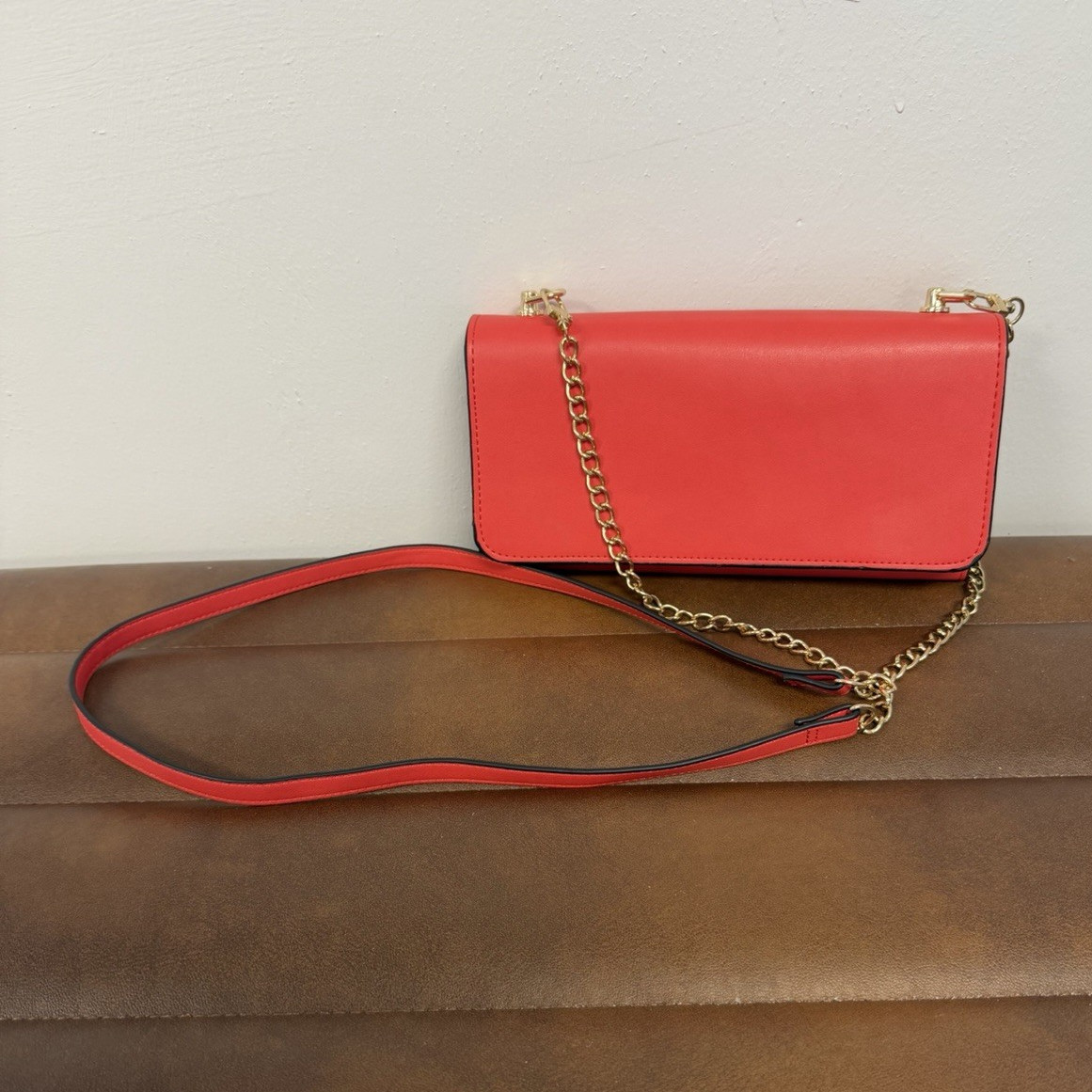 Women’s Coral Mini Crossbody Wallet Clutch Gold Chain Strap Flap Zip Snap