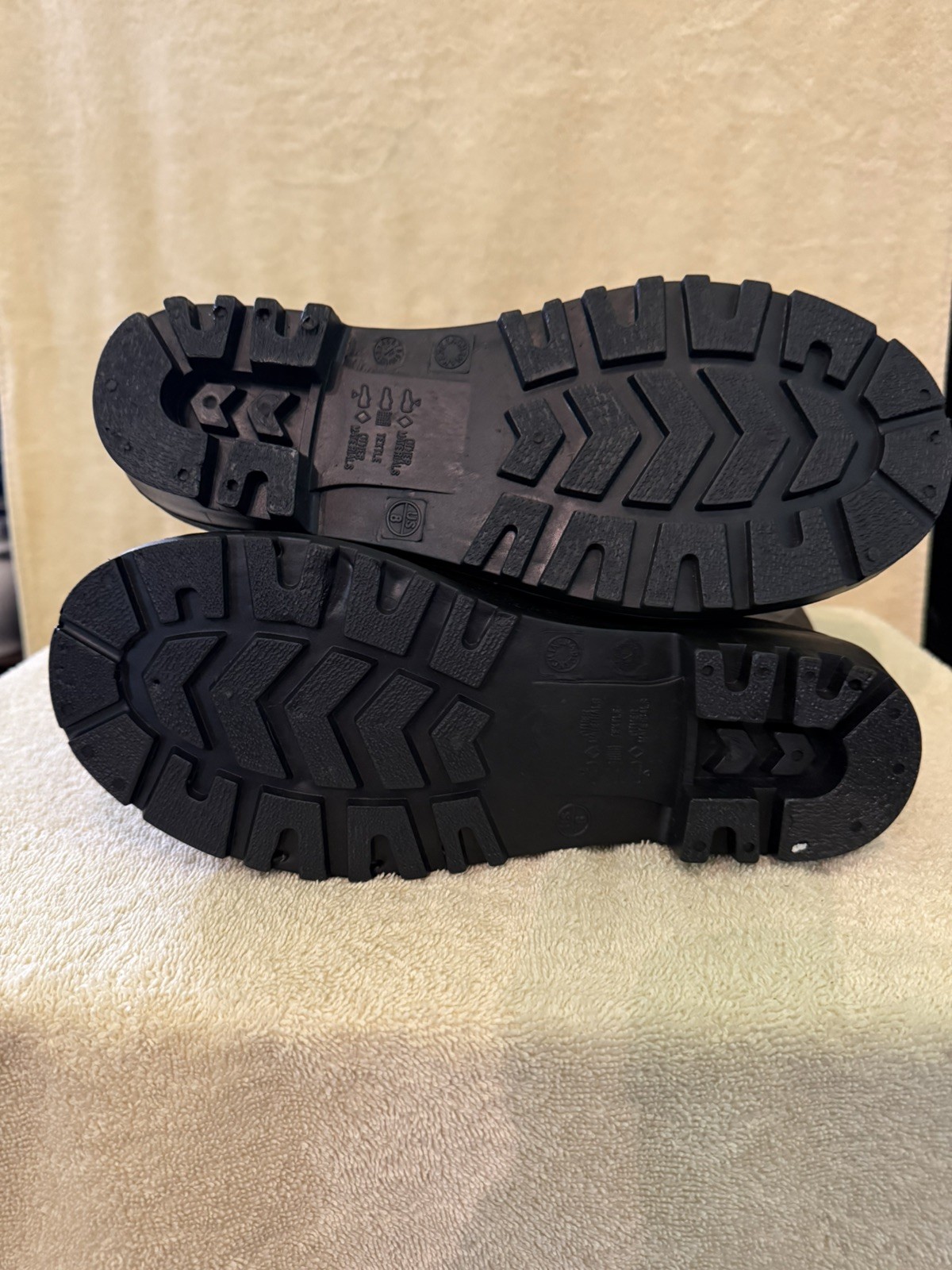 Tingley Pilot Style 31252 GP Boot Steel Toe 15″”H Size 8 Black Tingley Rubber