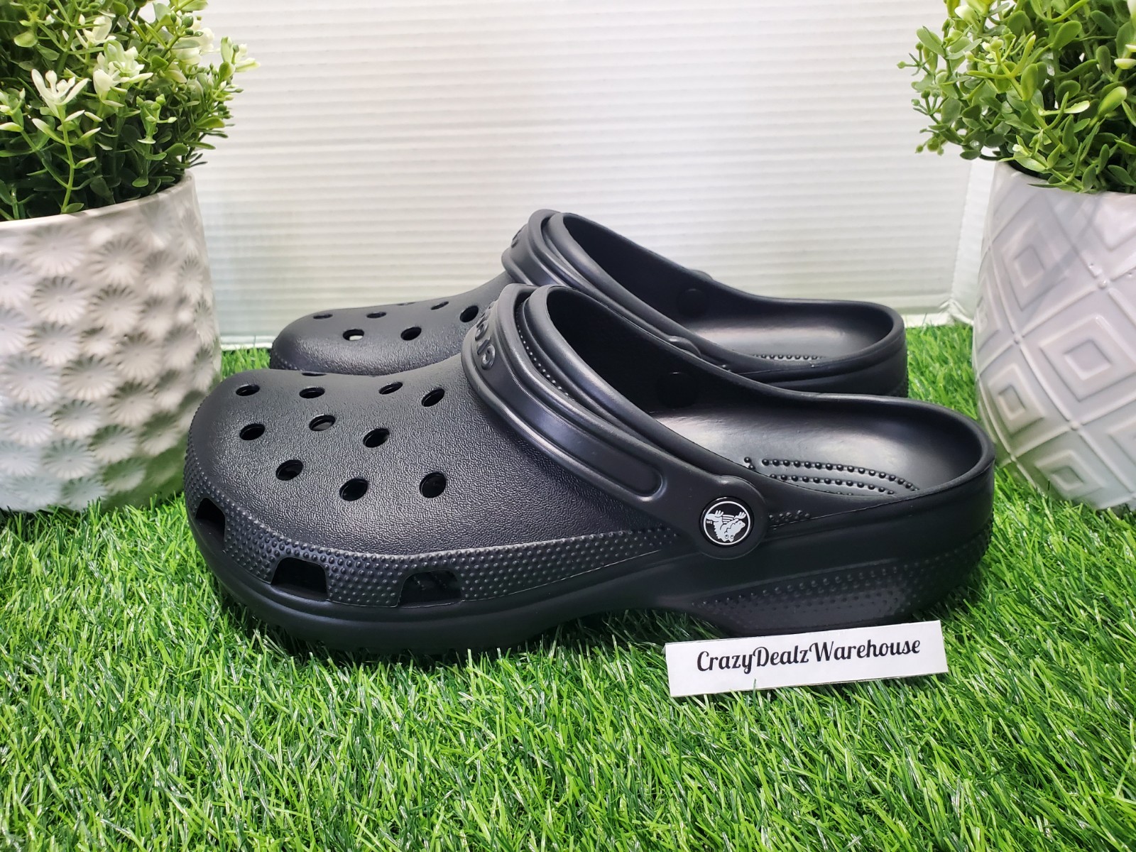 Crocs Classic Clogs BLACK 10001-001 Men’s Size 10 Women’s 12 ⚫ NEW