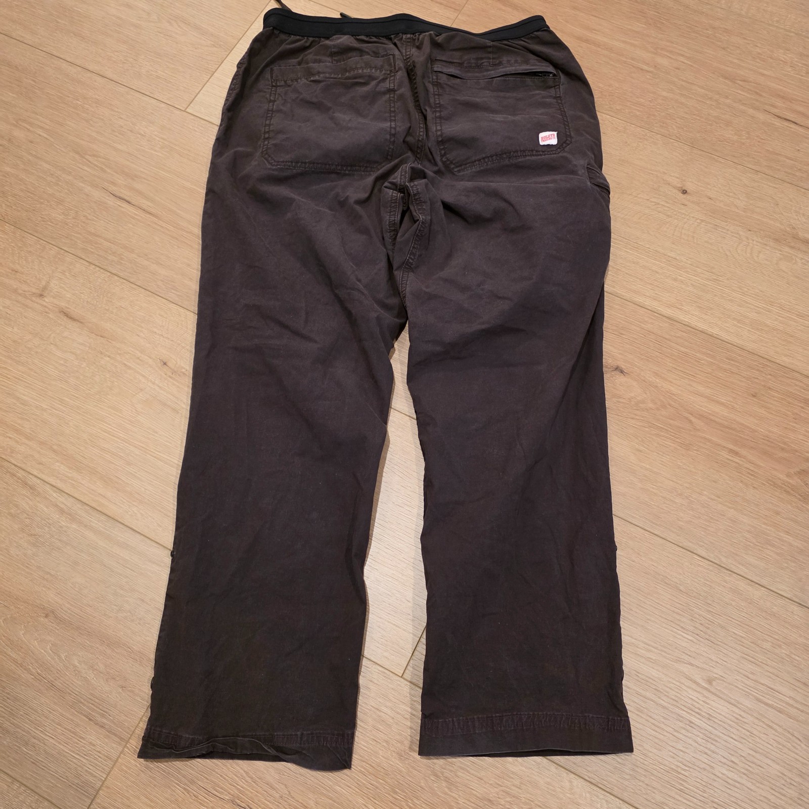 Duluth Trading Pants Mens 32×30 Brown Cargo Convertible Crop Hike (Fits 30×27)