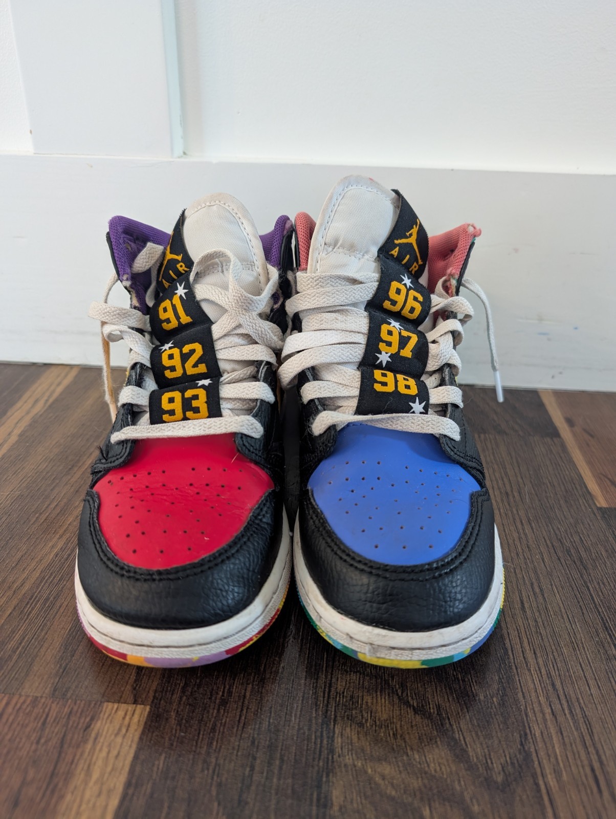 Nike Air Jordan 1 Mid SS GS Black Multi-color Championships Sz 4Y