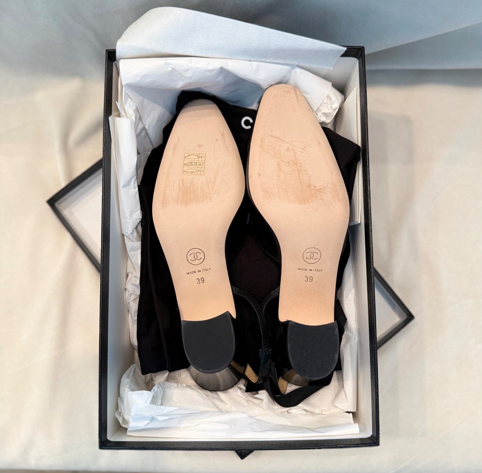 Chanel Leather Slingback Shoes Flats Heels Size 39 (8-8.5 US) Black