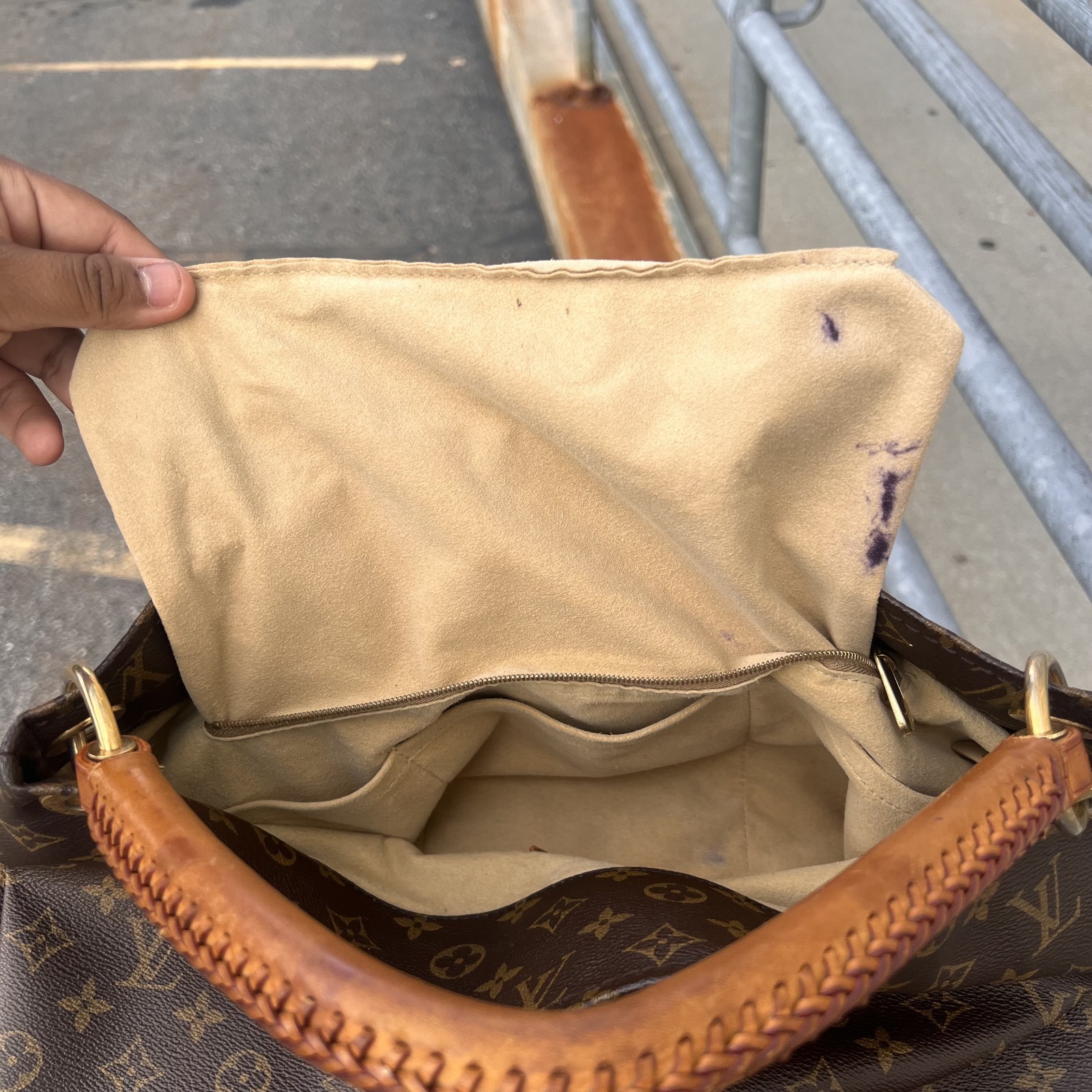 Louis Vuitton LV Hand Bag M40249 Artsy MM Brown Monogram Y2K Logomania Boho Chic